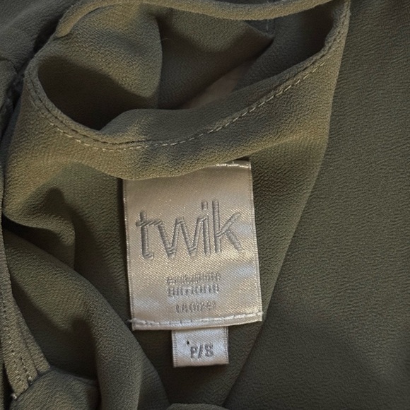 [S] Twik Olive Green Camisole Top - Picture 2 of 5